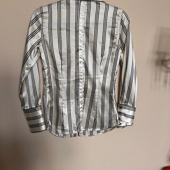 Zara Black and White Striped Blouse - Picture 3 of 10